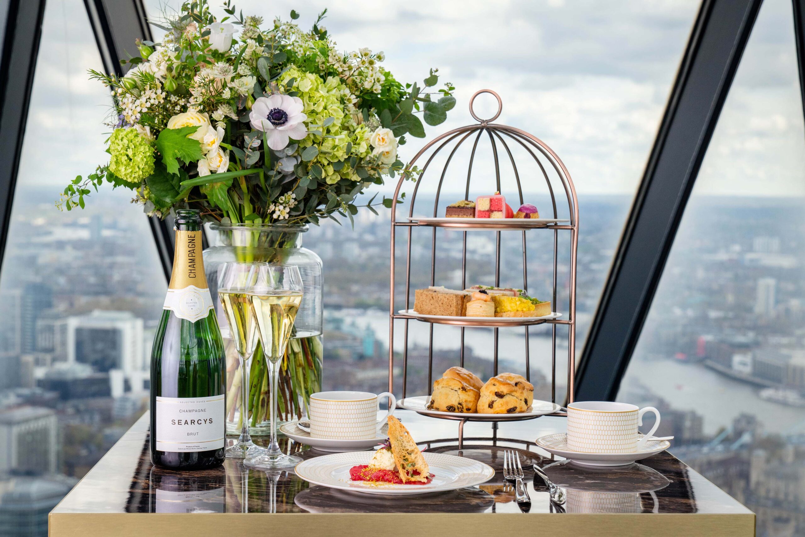 6 special afternoon tea spots in the City