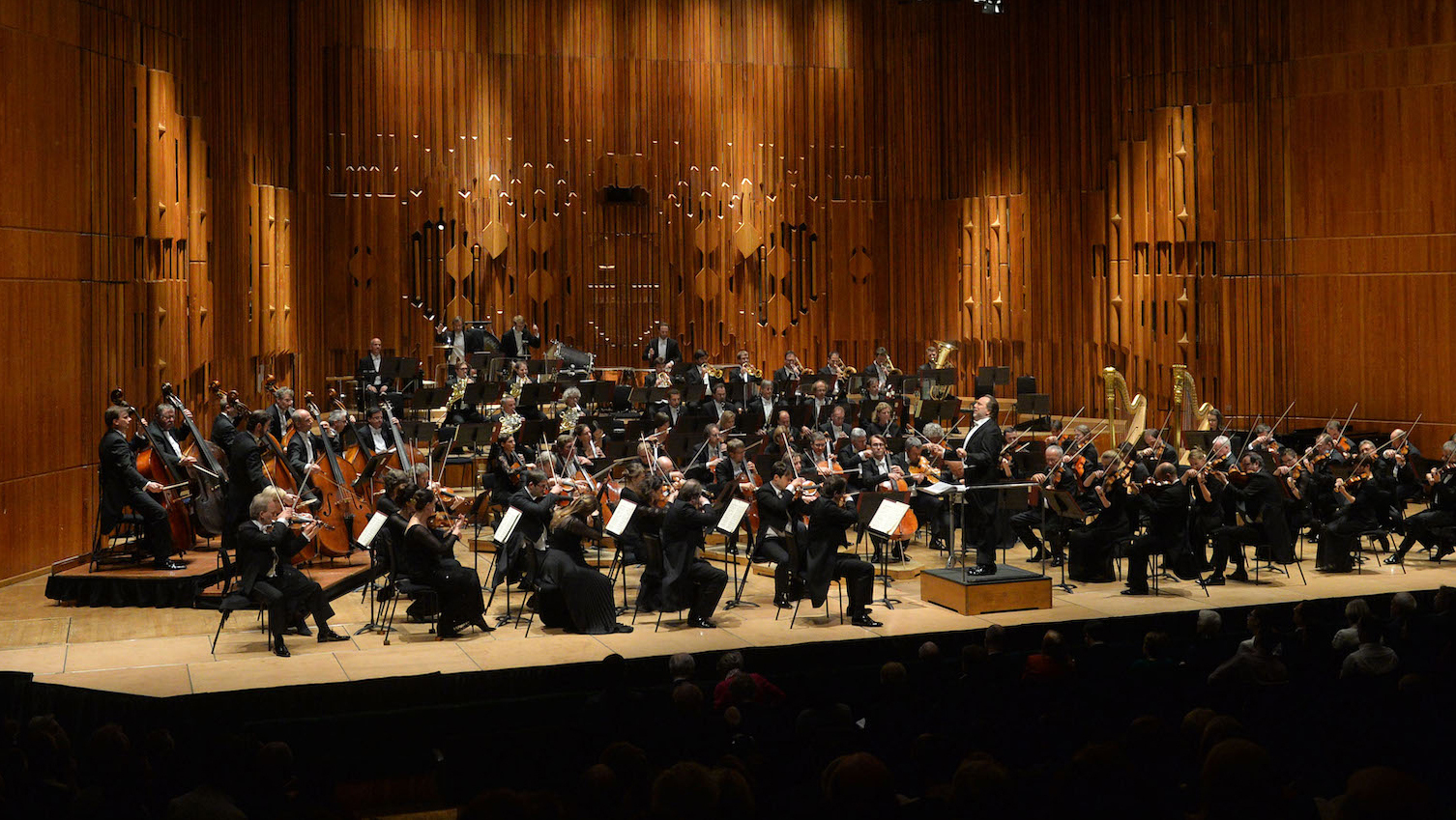 What's on - Guildhall stage with full orchestra performance