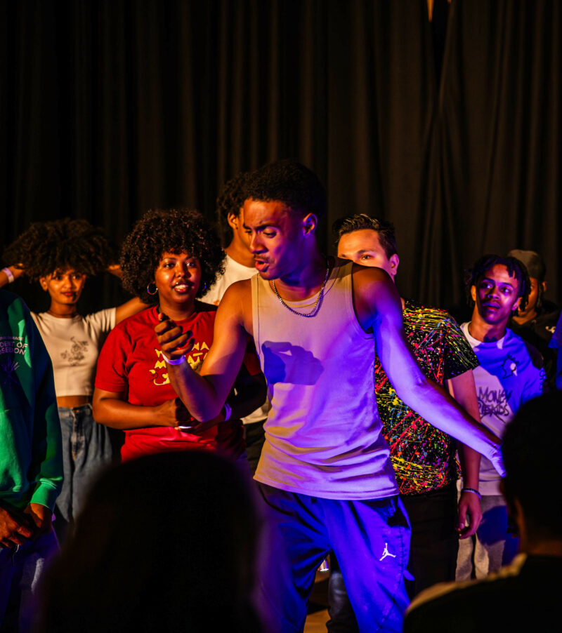 Free theatre performances from Phosphoros Theatre
