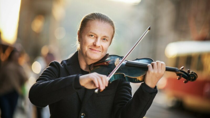 The English Chamber Orchestra with Pavel Šporcl