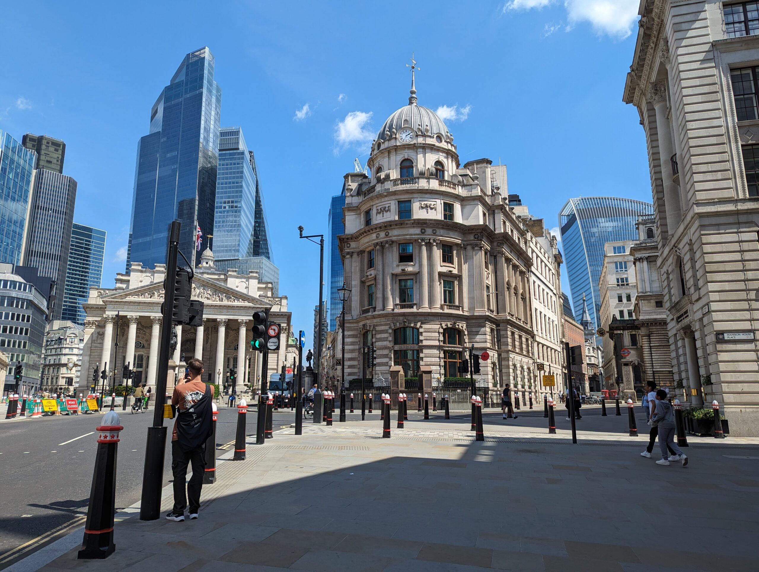 Image taken from Bank Junction with The Royal Exchange and 1 Cornhill at the forefront.
